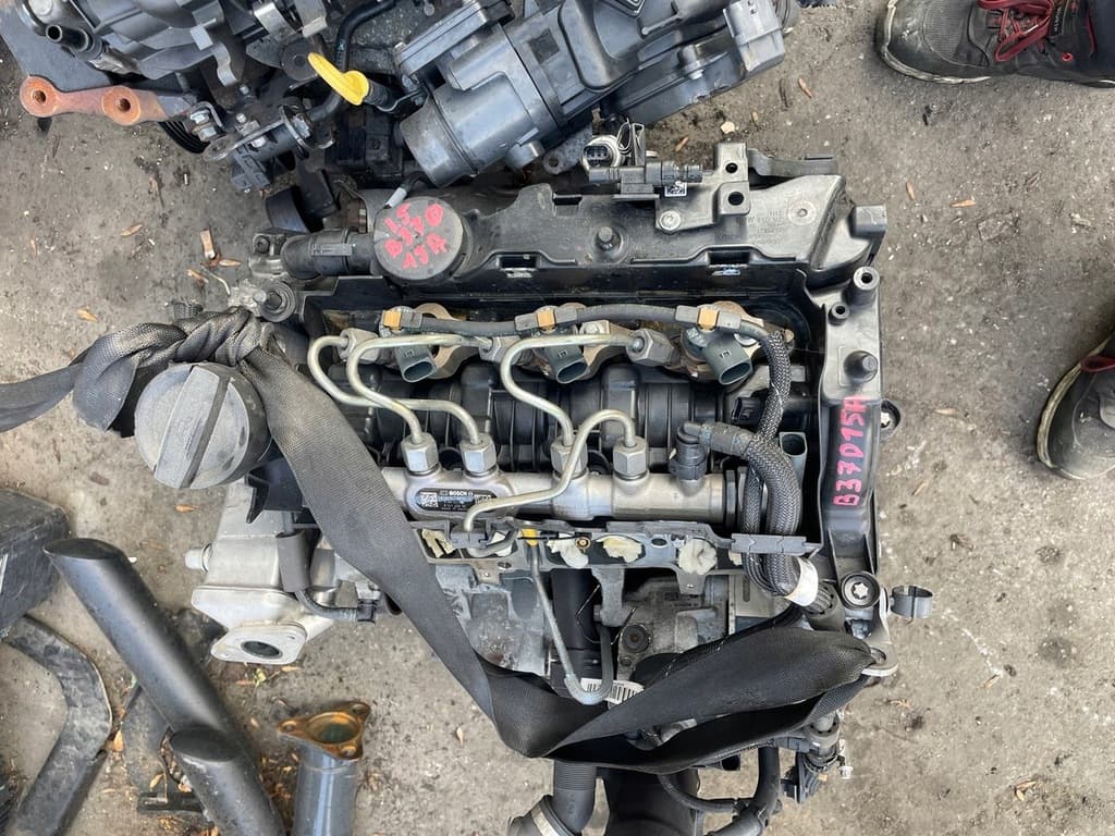 Moteur B37 D15 A pour BMW