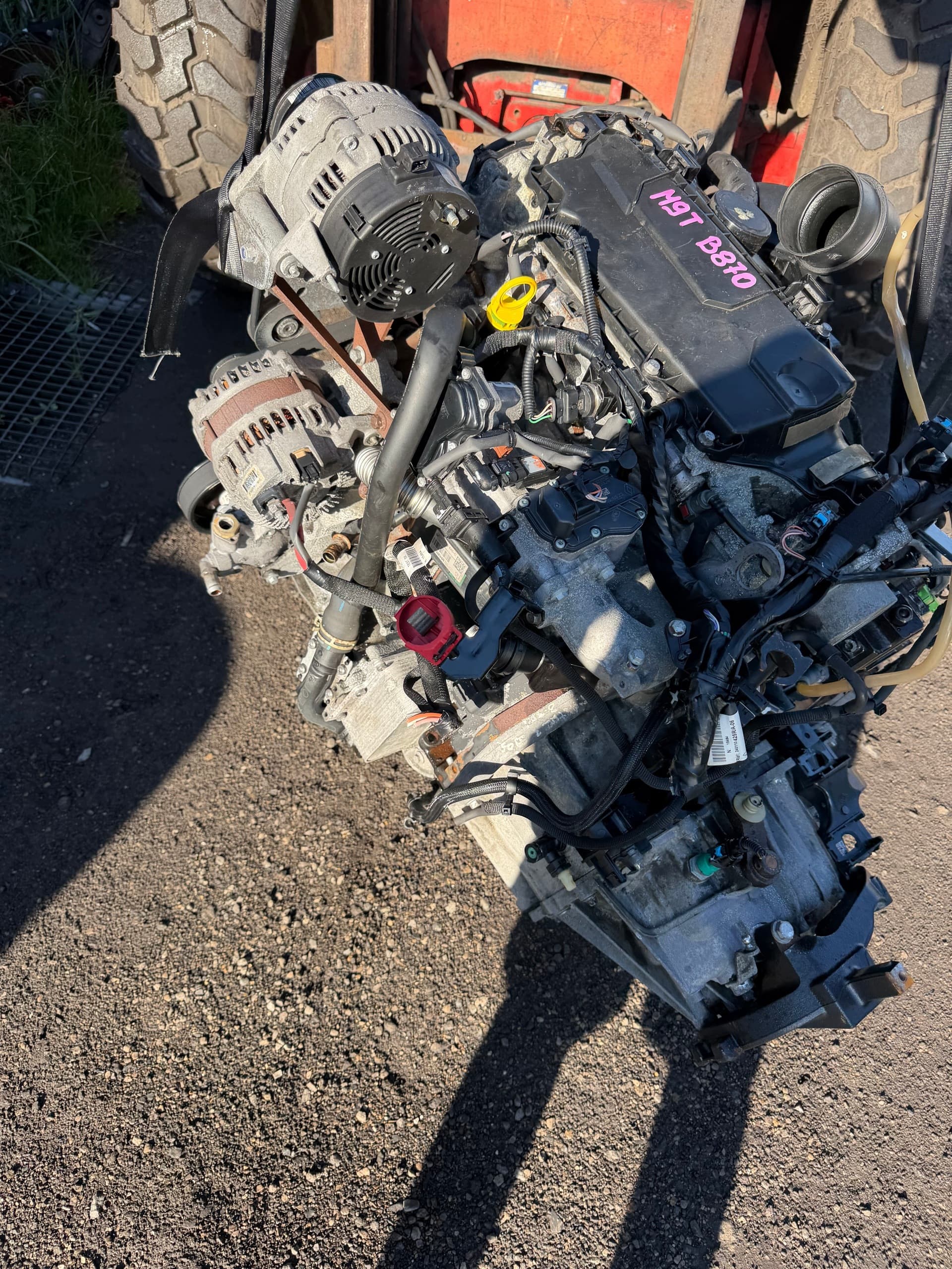 Moteur M9T 882 pour Nissan Nv400