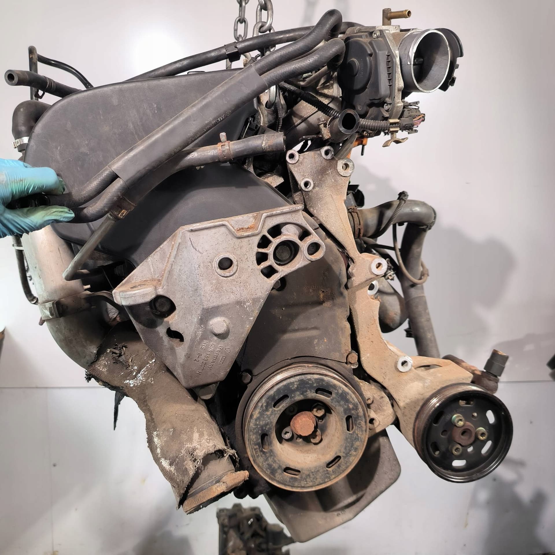 Moteur AGU pour Volkswagen Golf 1.8 Petrol