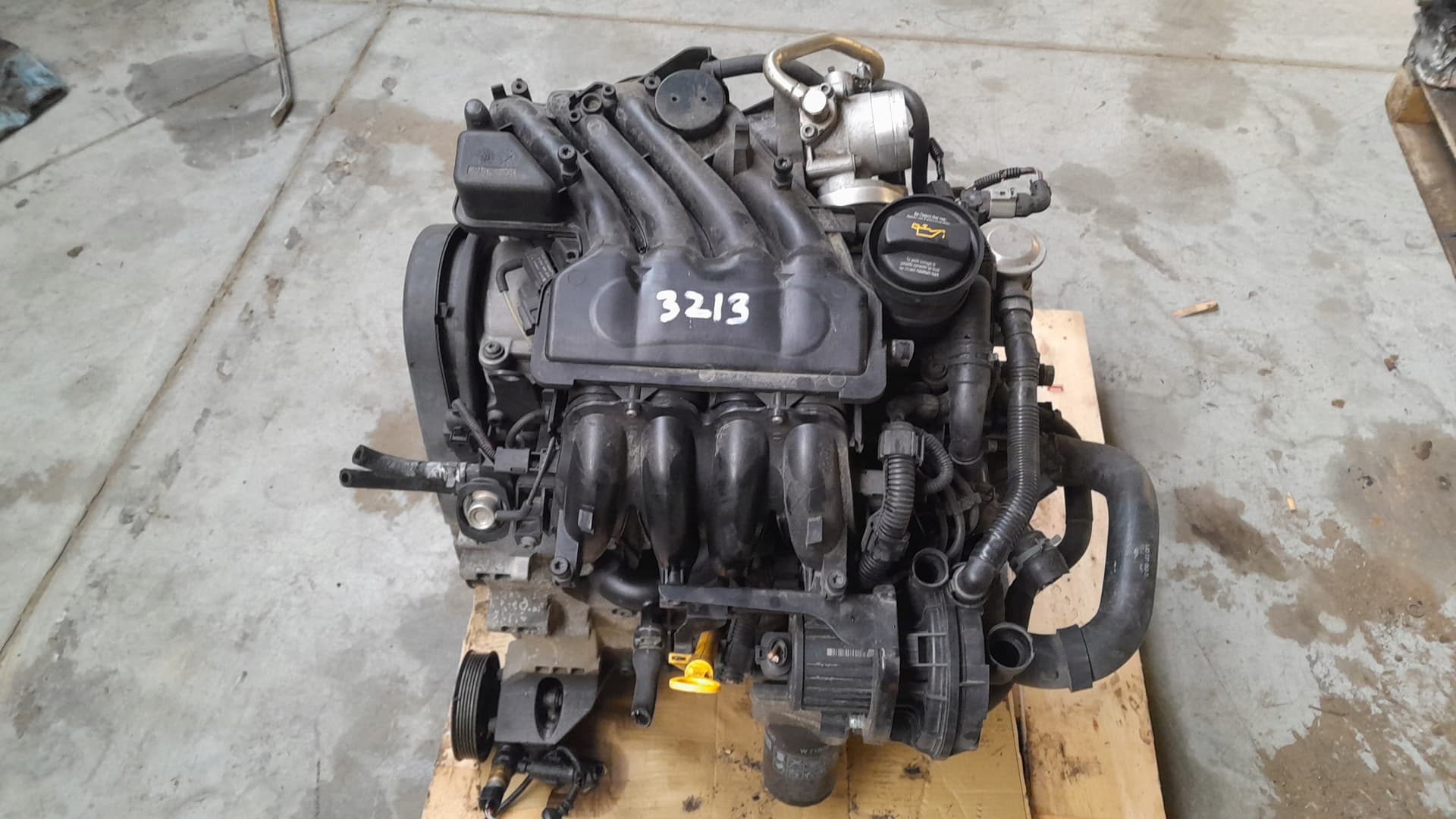 Moteur AVU pour Volkswagen Golf 1.6 Petrol