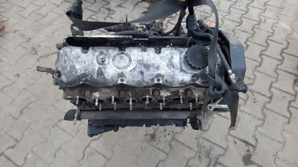Moteur 8140.27.2580 pour Renault Master