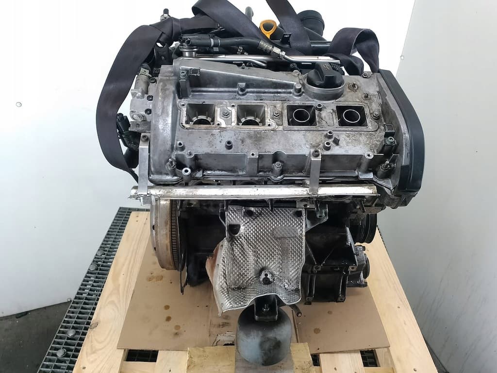 Moteur ARG pour Volkswagen Passat 1.8 Petrol