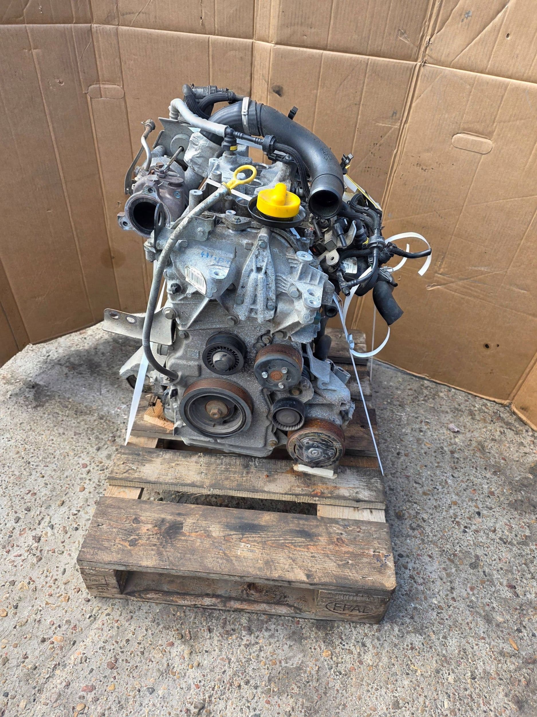 Moteur H4B 411 pour Dacia