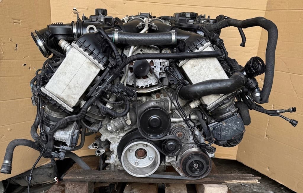 Moteur S63 B44 B pour BMW